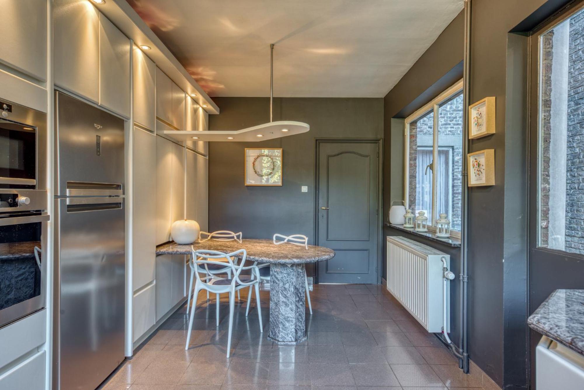 Belle Maison Bourgeoise Partagee De 4 Logements Liège Exterior foto